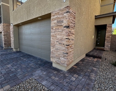 9763 Mojave Mountain Street - Photo Thumbnail 3