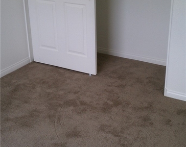 5493 Ovando Way - Photo Thumbnail 14