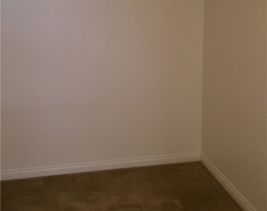5493 Ovando Way - Photo Thumbnail 13