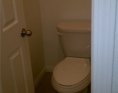 5493 Ovando Way - Photo Thumbnail 20