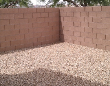 5493 Ovando Way - Photo Thumbnail 3