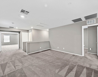 2823 Turnstone Ridge Street - Photo Thumbnail 9