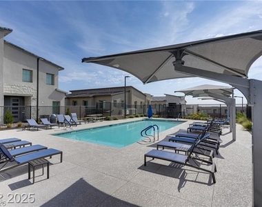 600 N Carriage Hill Drive - Photo Thumbnail 26