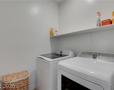 600 N Carriage Hill Drive - Photo Thumbnail 22