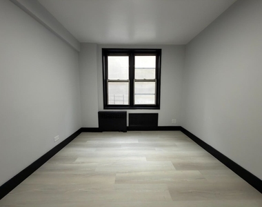 3BR in Sutton Place - Photo Thumbnail 4