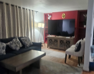 766 Pennsylvania - Photo Thumbnail 6