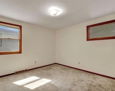 1 Emsworth Avenue - Photo Thumbnail 8