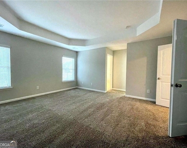 6926 Golden Bud Lane - Photo Thumbnail 14