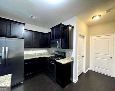 6926 Golden Bud Lane - Photo Thumbnail 6