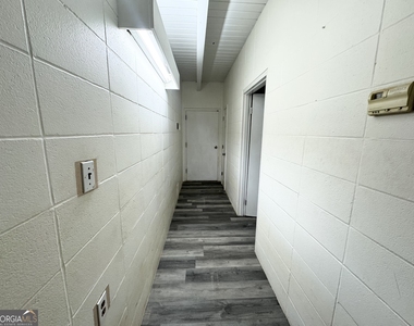 163 Holly Ridge Road - Photo Thumbnail 18