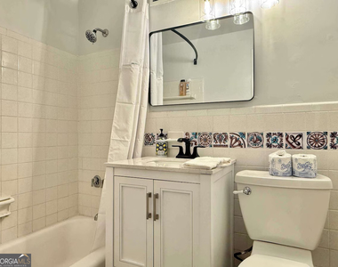 215 Piedmont Avenue Ne - Photo Thumbnail 13