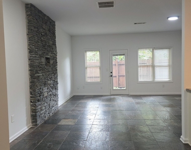 5732 Singlebriar Court - Photo Thumbnail 20