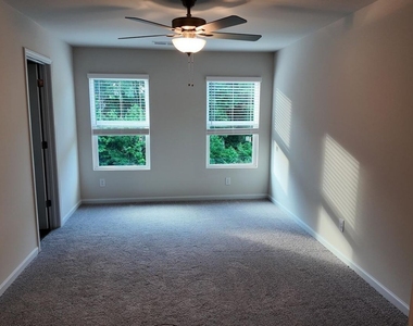 133 Jaxton Street - Photo Thumbnail 10