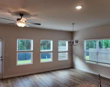 133 Jaxton Street - Photo Thumbnail 7