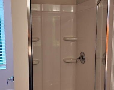 133 Jaxton Street - Photo Thumbnail 12