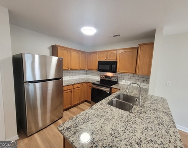 625 Chase Lane - Photo Thumbnail 11