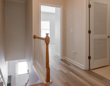 1232 Harris Commons Place - Photo Thumbnail 10