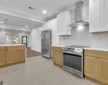 265 Haas Avenue Se - Photo Thumbnail 12
