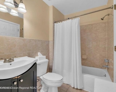 153 Governors Road - Photo Thumbnail 7