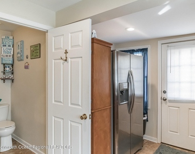 51 Seadrift Avenue - Photo Thumbnail 9