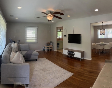 445 Brookside Avenue - Photo Thumbnail 2