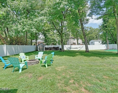 445 Brookside Avenue - Photo Thumbnail 1
