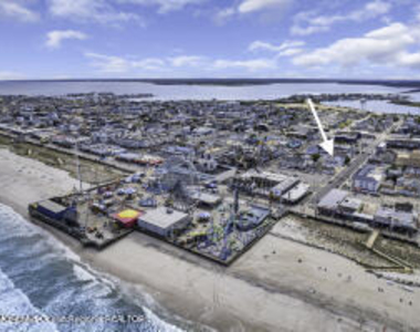 39 Sheridan Avenue - Photo Thumbnail 9