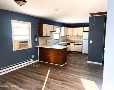 1023 Atlantic City Boulevard - Photo Thumbnail 3