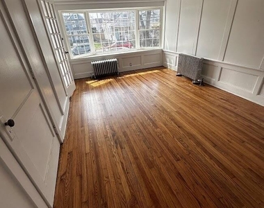 608 Park Place Avenue - Photo Thumbnail 7