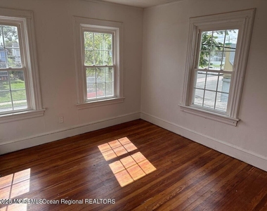 608 Park Place Avenue - Photo Thumbnail 6