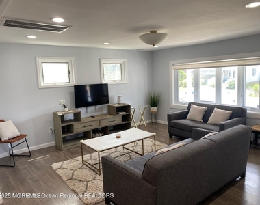 505 West Street - Photo Thumbnail 5
