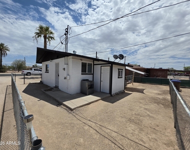 574 S Park Street - Photo Thumbnail 4