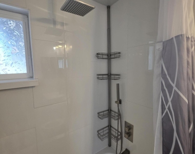 574 S Park Street - Photo Thumbnail 11