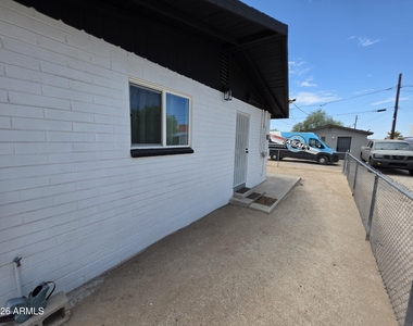 574 S Park Street - Photo Thumbnail 3