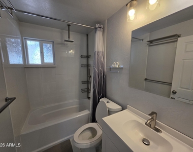 574 S Park Street - Photo Thumbnail 10