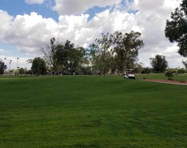 964 W Fairway Drive - Photo Thumbnail 42