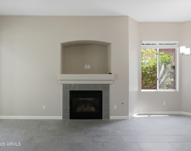 964 W Fairway Drive - Photo Thumbnail 14