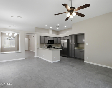 964 W Fairway Drive - Photo Thumbnail 12