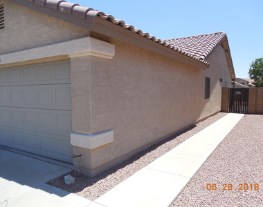 15883 W Tasha Drive - Photo Thumbnail 2