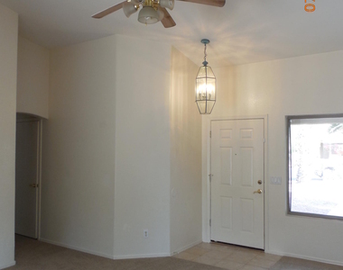 15883 W Tasha Drive - Photo Thumbnail 7