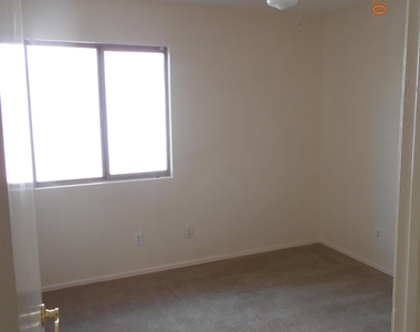 15883 W Tasha Drive - Photo Thumbnail 21