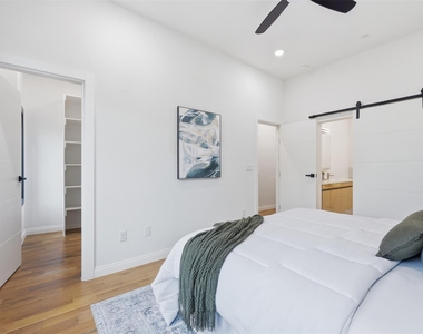 1920 Caddo Street - Photo Thumbnail 19