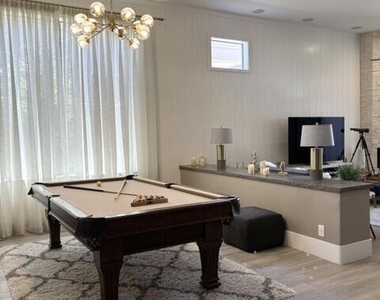 9311 E Whitewing Drive - Photo Thumbnail 5