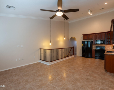 2670 S Voyager Drive - Photo Thumbnail 8