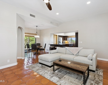 36849 N Stardust Lane - Photo Thumbnail 19