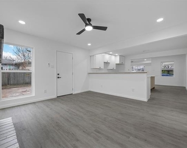 2202 Major Drive - Photo Thumbnail 14