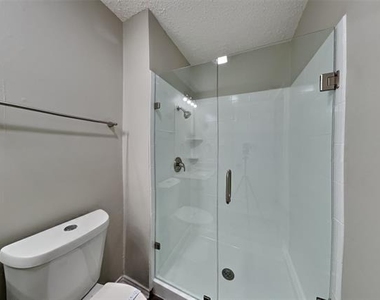 1480 Saint Patrick Drive - Photo Thumbnail 8