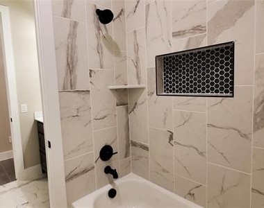 3320 Honey Suckle Lane - Photo Thumbnail 32