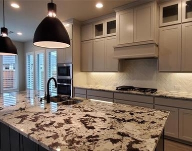 3320 Honey Suckle Lane - Photo Thumbnail 22