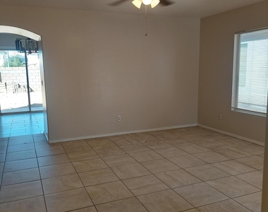 11922 N Olive Street - Photo Thumbnail 1